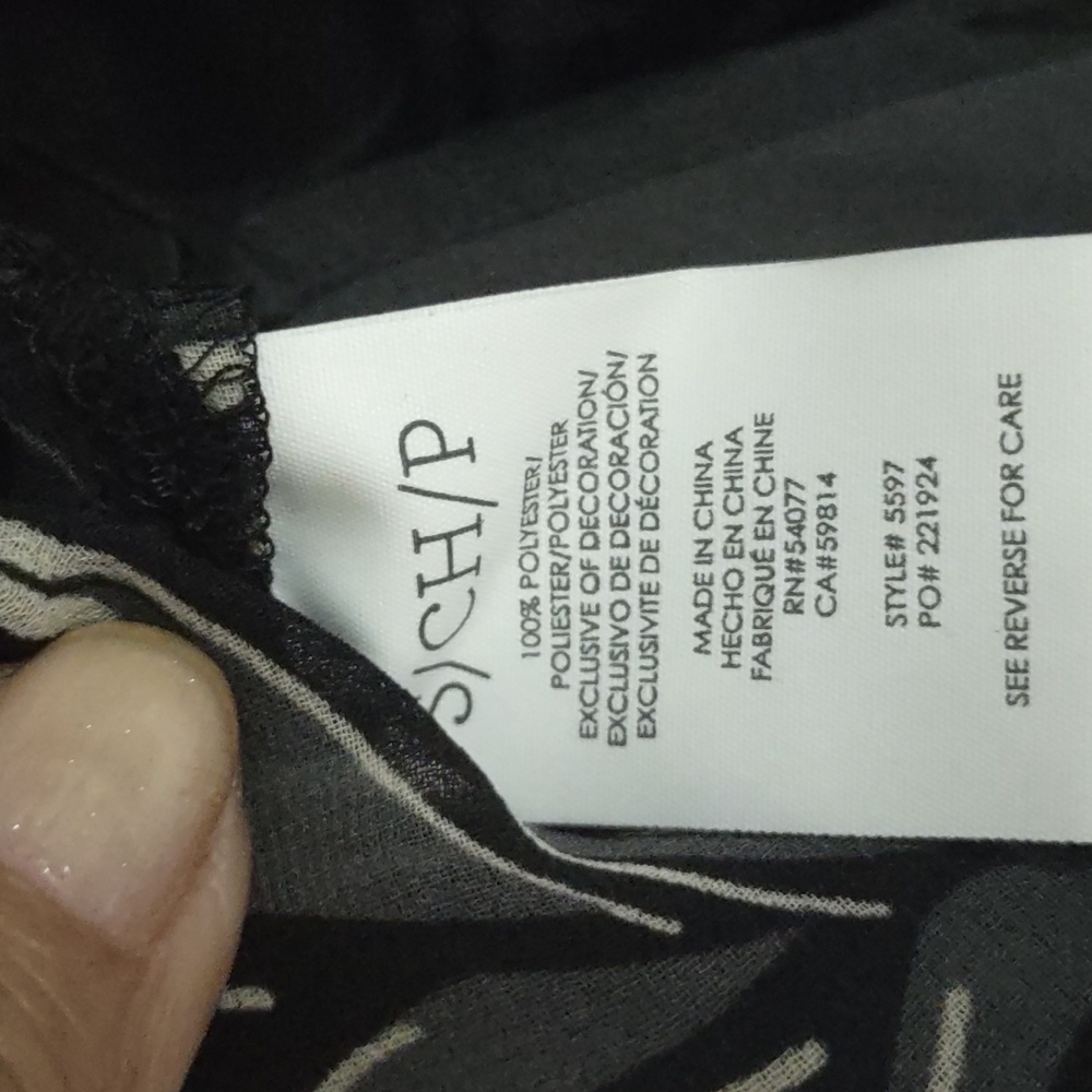 cabi #5597 Aloha Peasant Blouse. Black Gray. Size Small. Sheer Floral Print - Picture 8 of 8